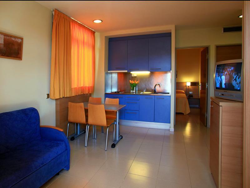 Aqua Hotel Nostre Mar Apartments ปิเนดาเดมาร์ ภายนอก รูปภาพ